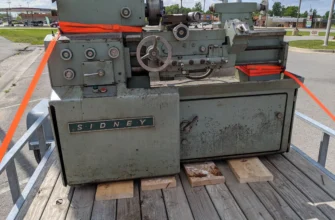 Vintage Sidney 1307 Engine Lathe for Restoration
